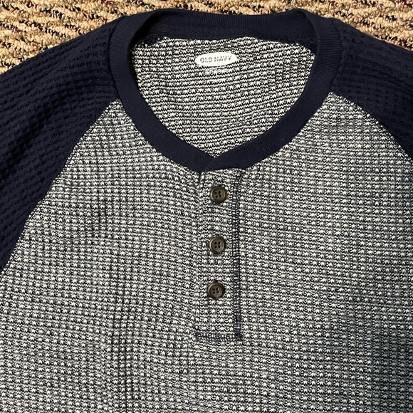 NWOT old navy blue and white Henley - Picture 4 of 4